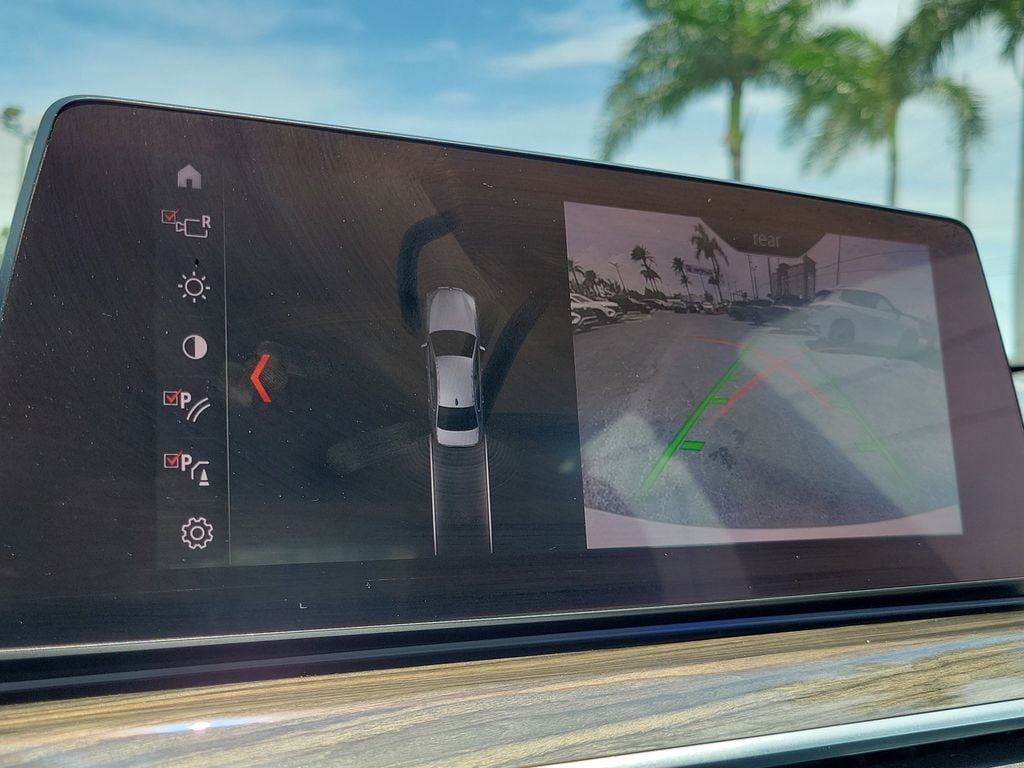 2019 BMW 5 Series 530i - Photo 33