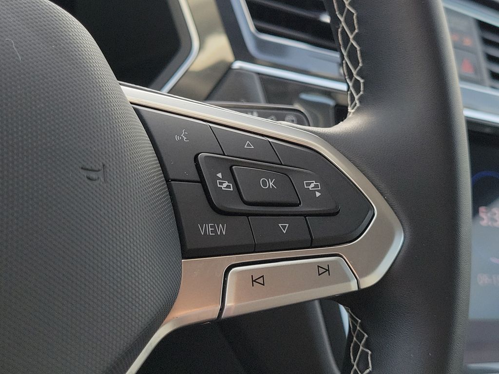 2023 Volkswagen Tiguan SE - Photo 24