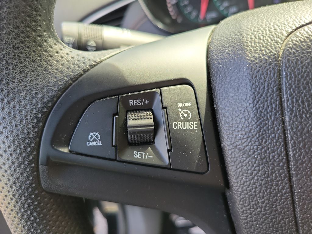 2020 Chevrolet Trax LT - Photo 20