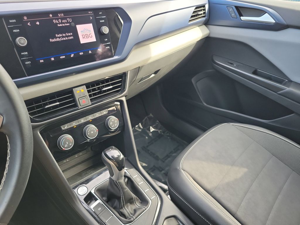 2023 Volkswagen Taos SE - Photo 26