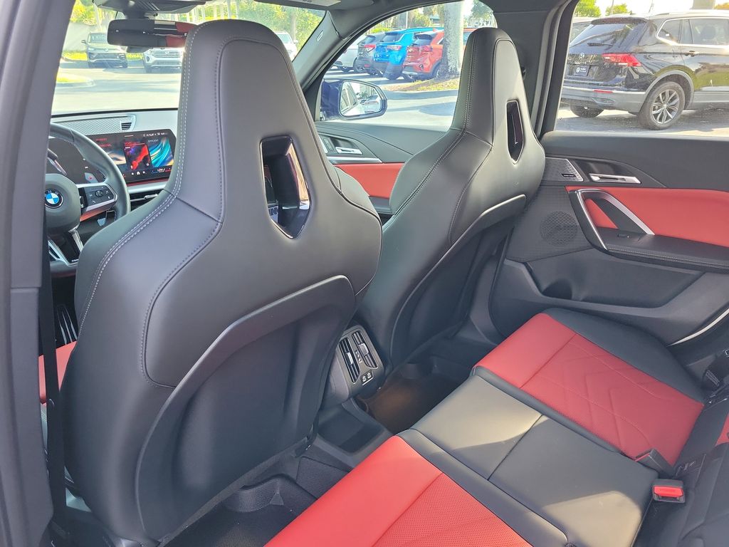2025 BMW X1 M35i - Photo 13