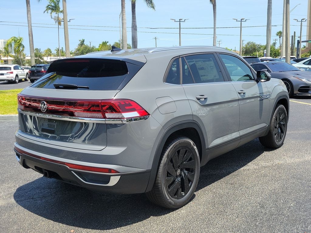 New 2026 Volkswagen Atlas Cross Sport 2.0T SE w/Technology SUV