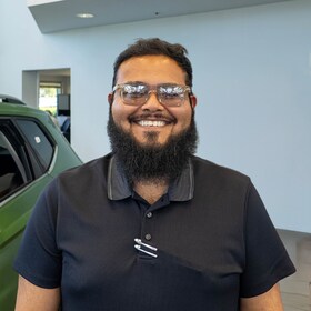 Staff member Angel Marinero from ID_2cc985