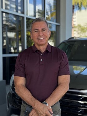 Staff member Luis Rivero from ID_2cc985