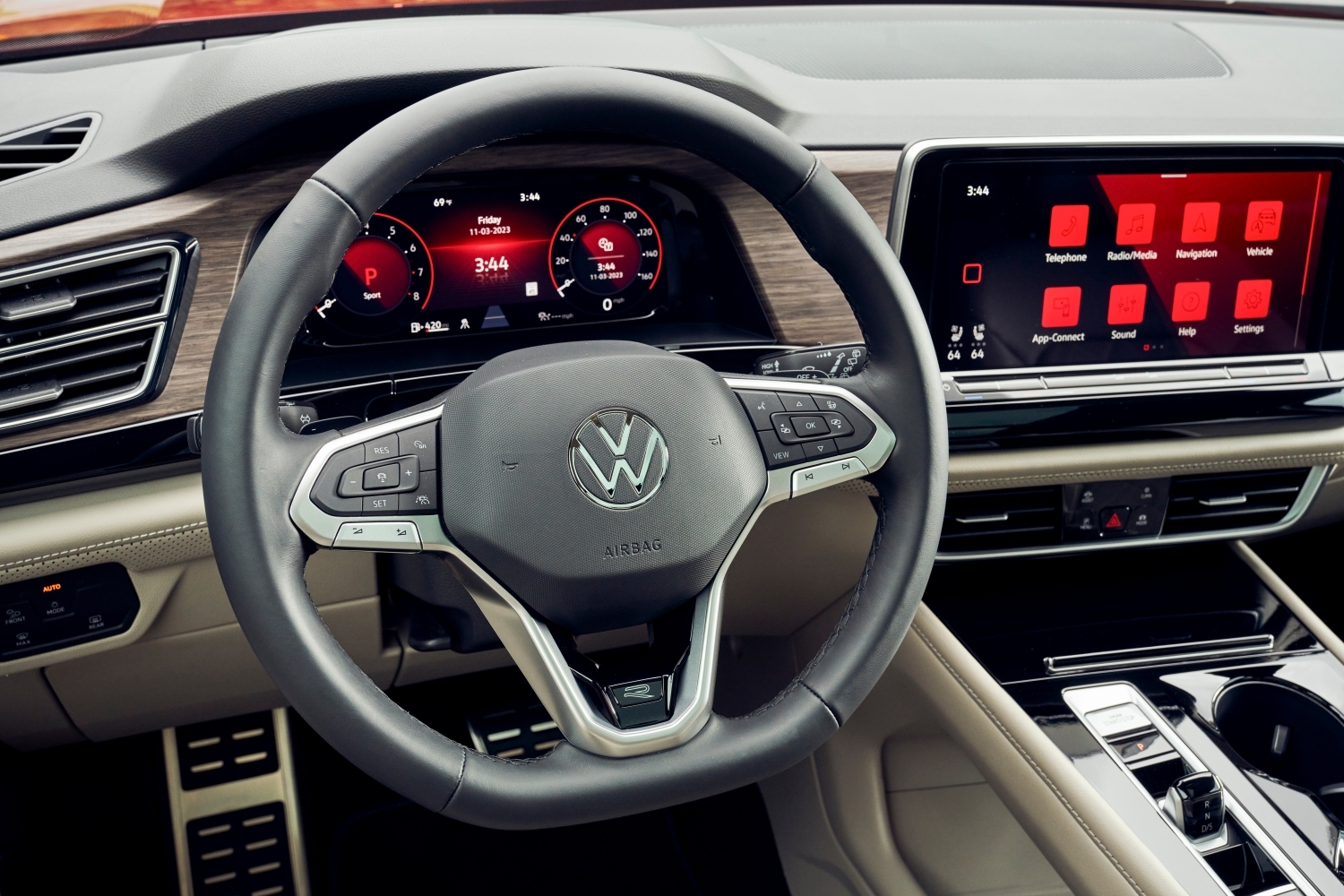 Atlas Interior