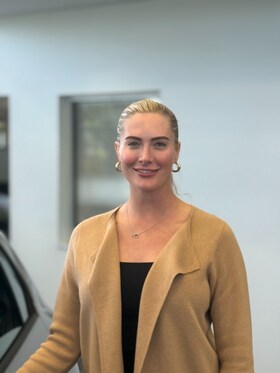 Staff member Kate Vanallen from ID_5ecd4c