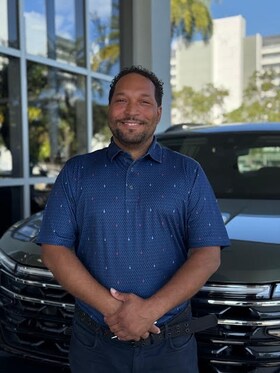 Staff member Husein Shabazz from ID_2cc985