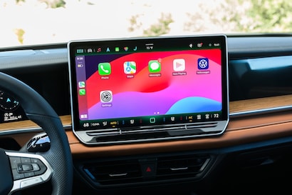 Gunther Volkswagen Pompano Beach, FL - VW Tiguan Screen