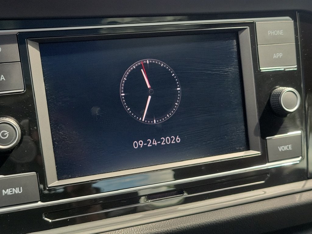 2023 Volkswagen Jetta SE - Photo 31