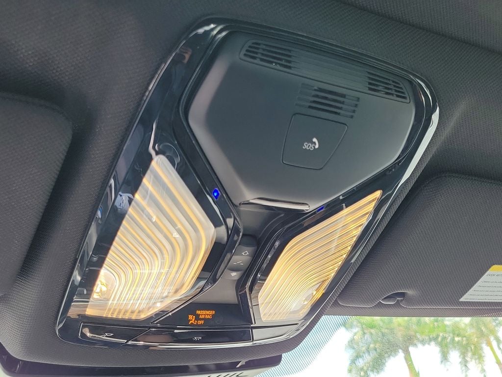2019 BMW 5 Series 530i - Photo 36