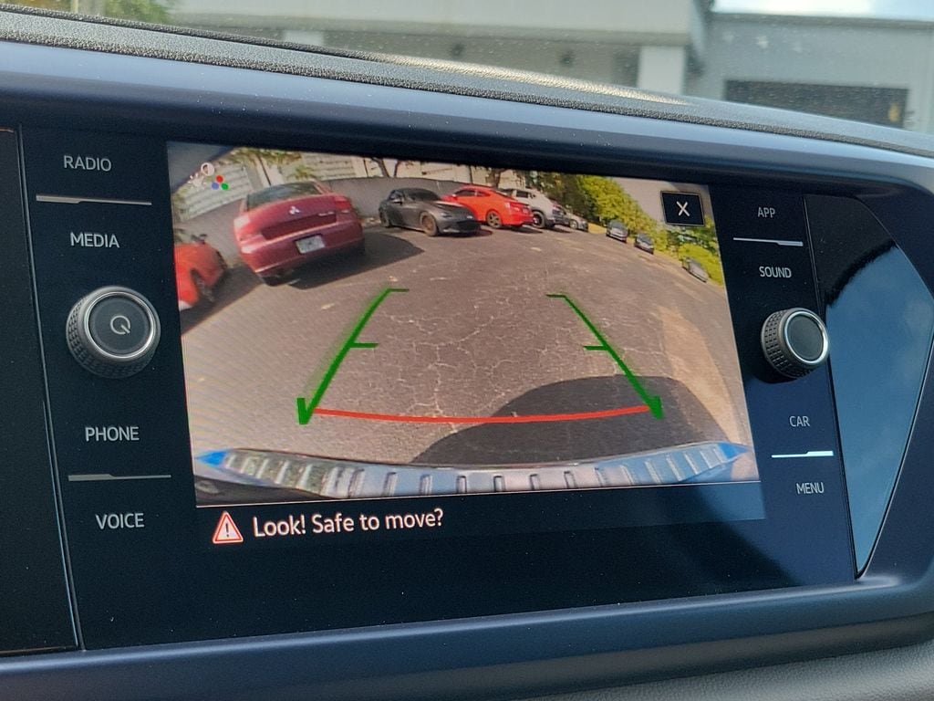 2023 Volkswagen Taos SE - Photo 22