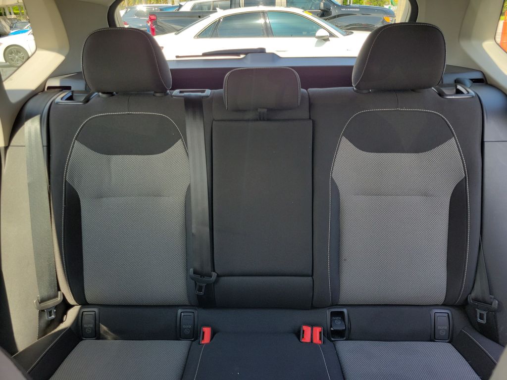 2023 Volkswagen Taos S - Photo 10