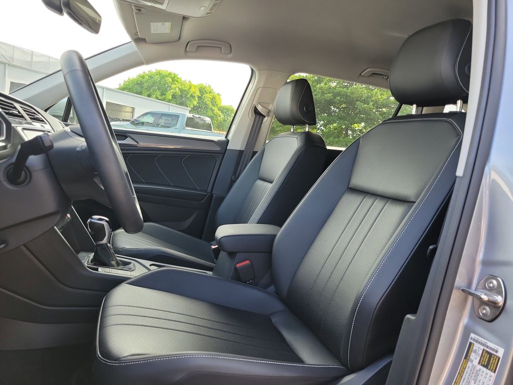 2024 Volkswagen Tiguan SE - Photo 15