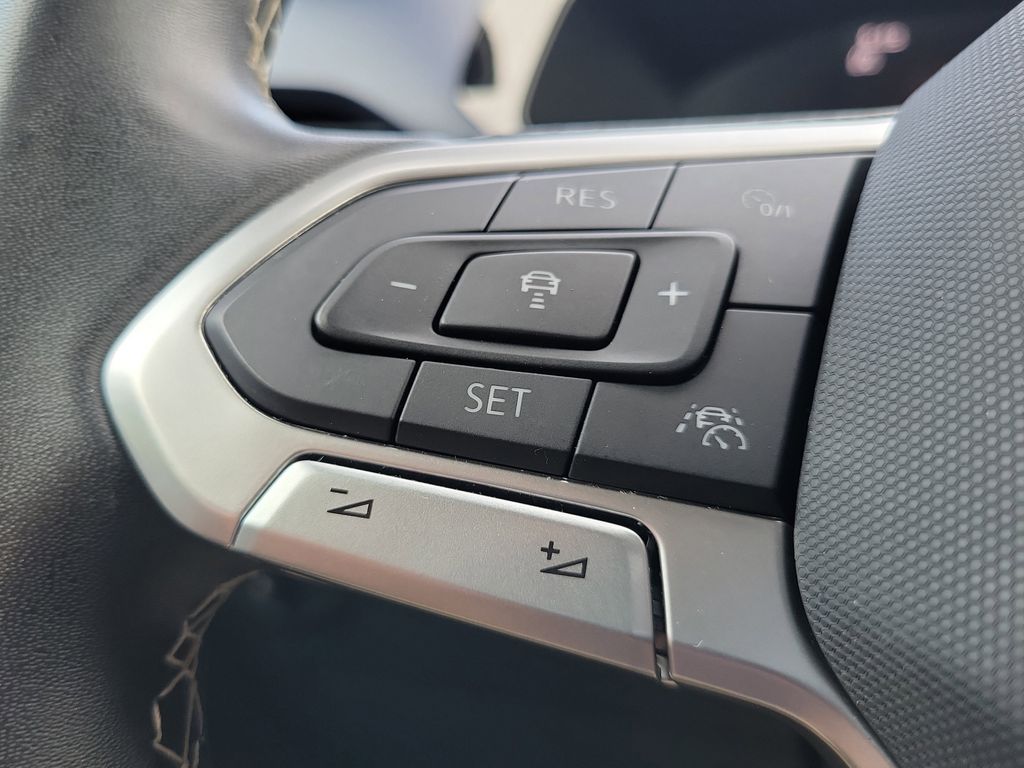 2023 Volkswagen Taos SE - Photo 21