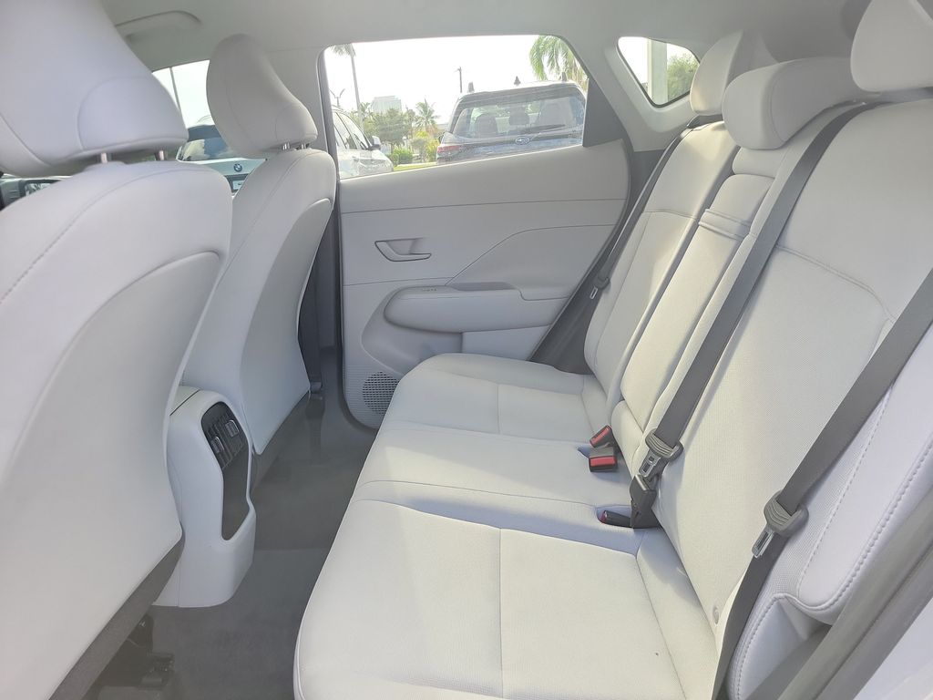 2024 Hyundai Kona SEL - Photo 10