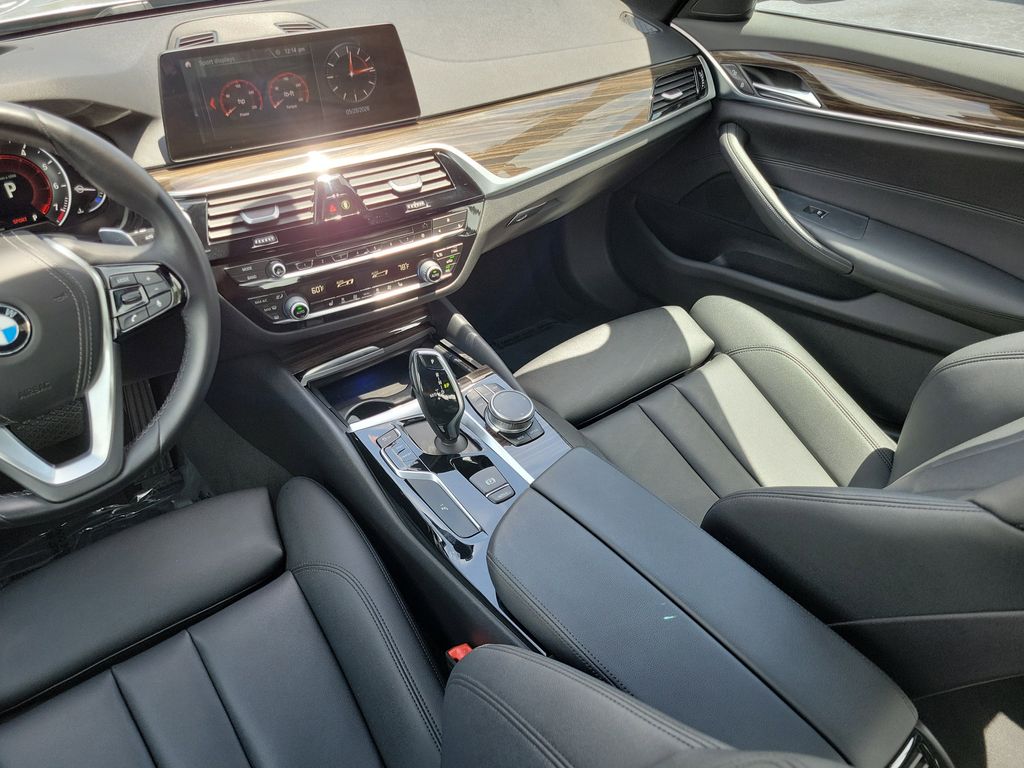 2019 BMW 5 Series 530i - Photo 19