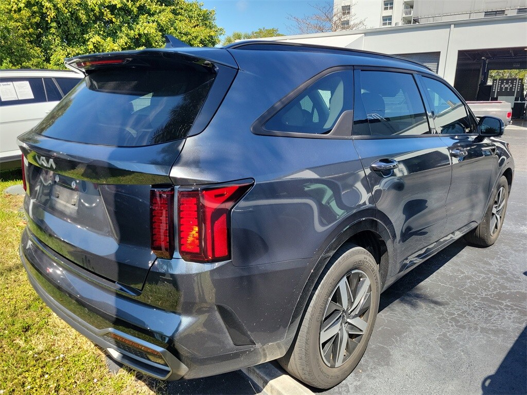 Used 2023 Kia Sorento S SUV