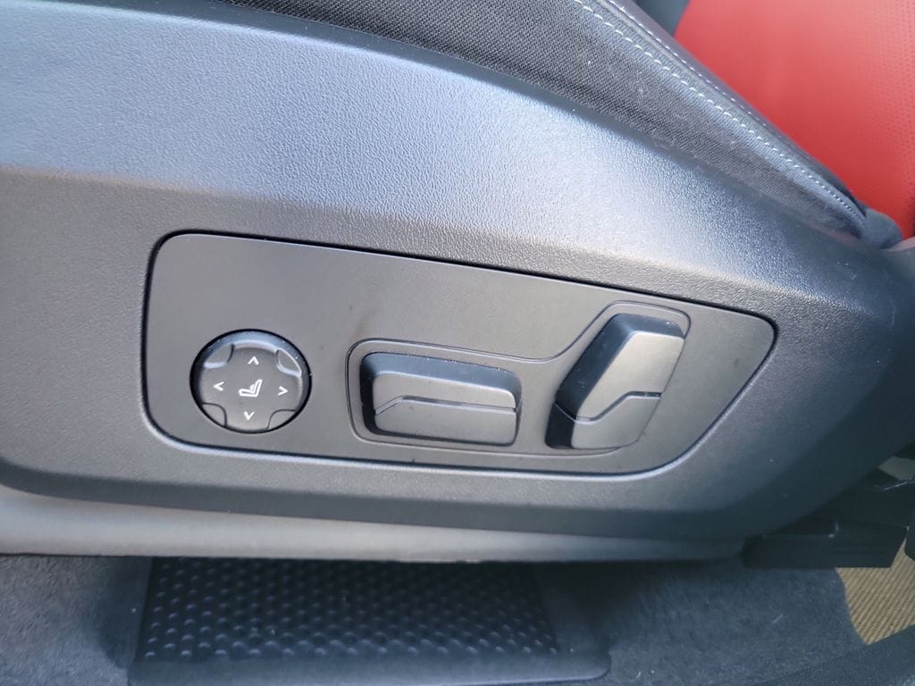 2025 BMW X1 M35i - Photo 22