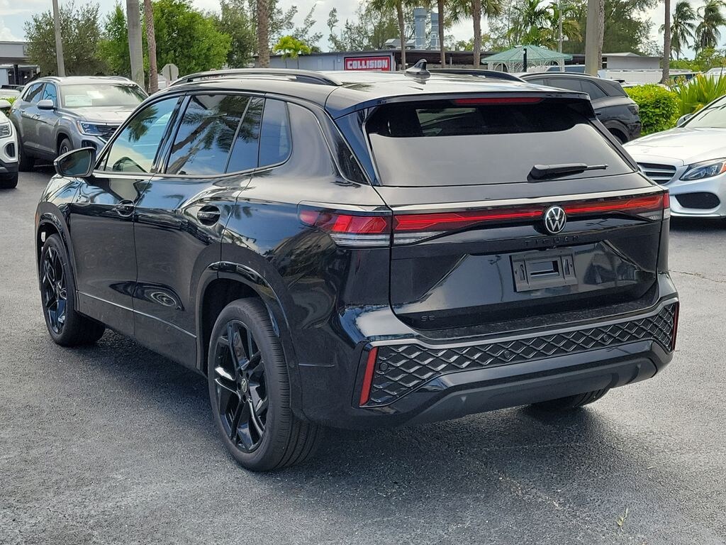 New 2026 Volkswagen Tiguan 2.0T SE R-Line Black SUV