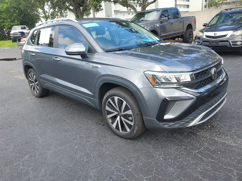 Used 2022 Volkswagen Taos 1.5T SE SUV