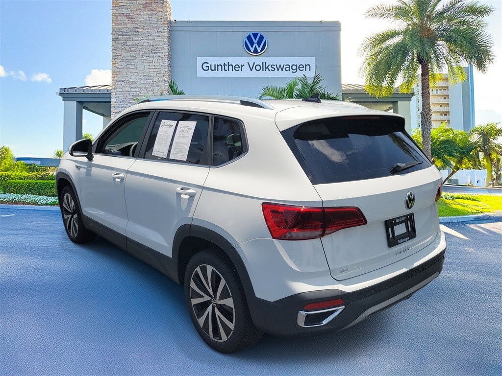 2022 Volkswagen Taos SE photo 5