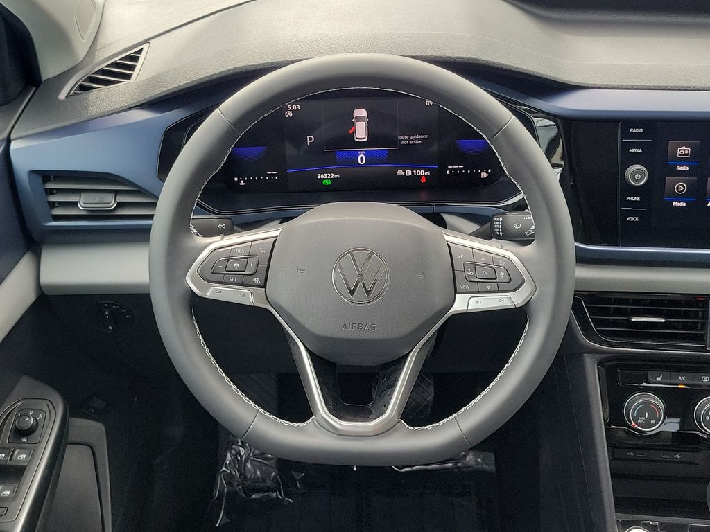 2023 Volkswagen Taos SE - Photo 12