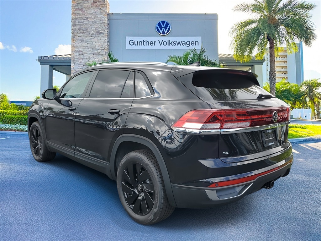 New 2026 Volkswagen Atlas Cross Sport 2.0T SE w/Technology SUV