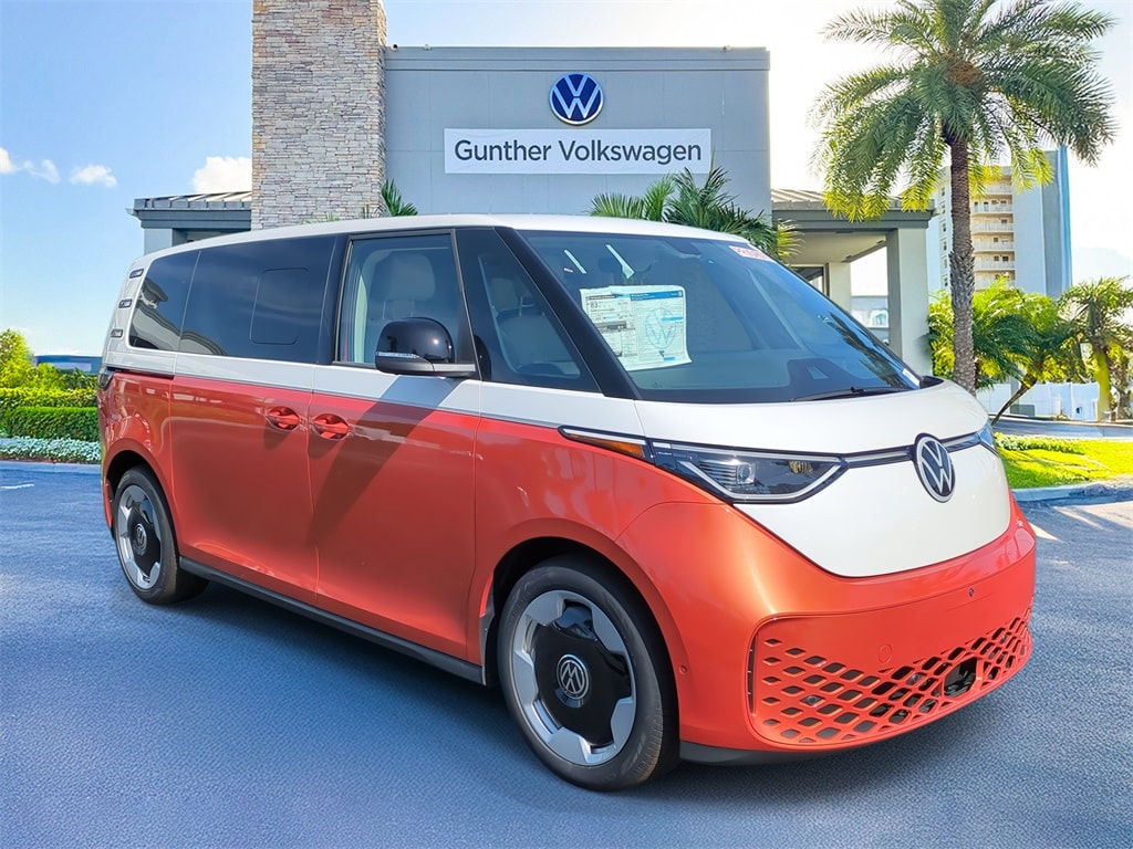 New 2025 Volkswagen ID. Buzz Pro S Plus Minivan/Van