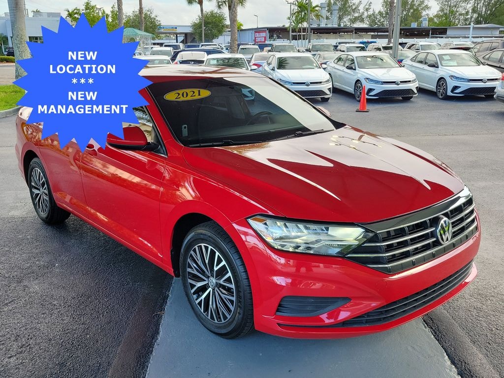 Certified 2021 Volkswagen Jetta 1.4T SE Sedan