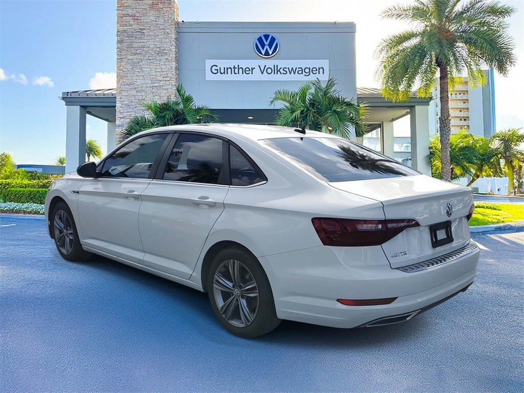 2021 Volkswagen Jetta R-Line photo 3