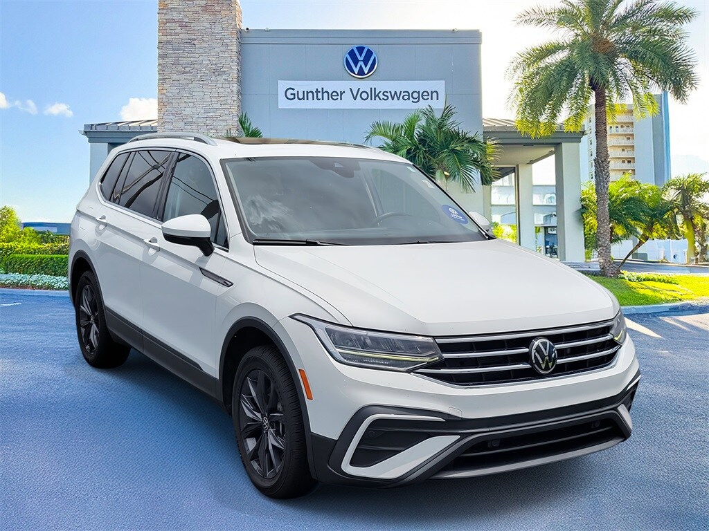 2022 Volkswagen Tiguan SE photo 3