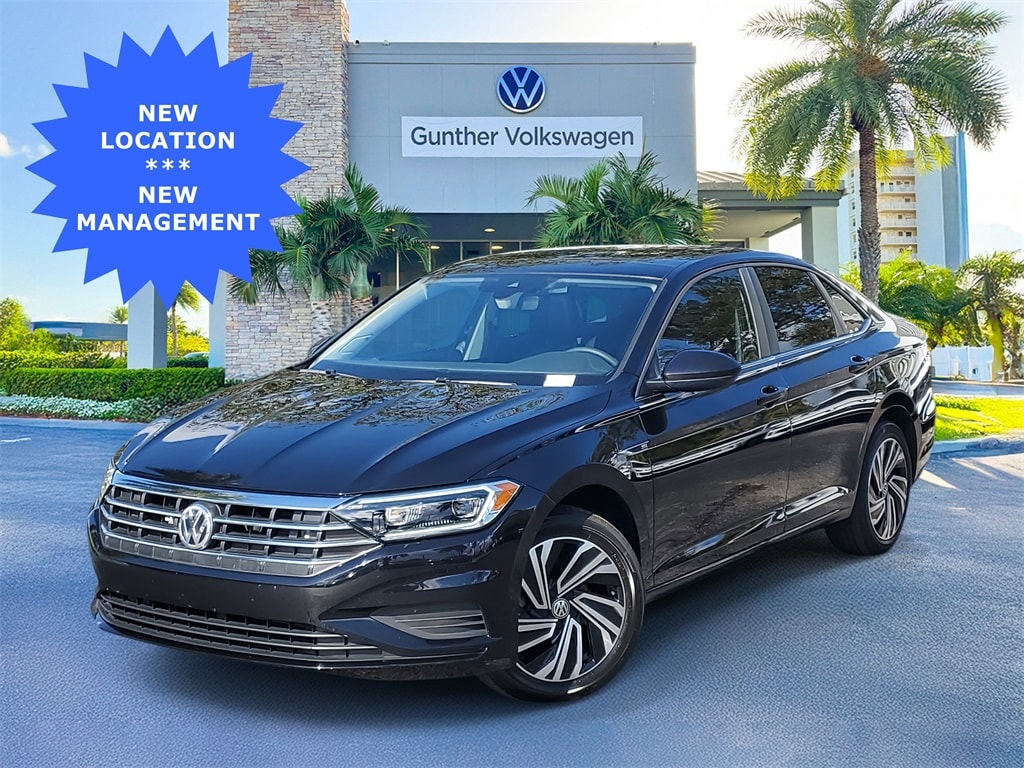 Used 2021 Volkswagen Jetta SEL Sedan