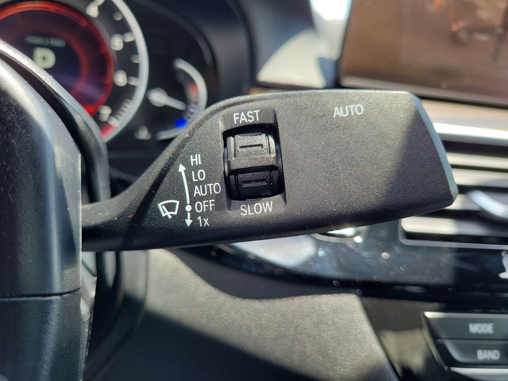 2019 BMW 5 Series 530i - Photo 30