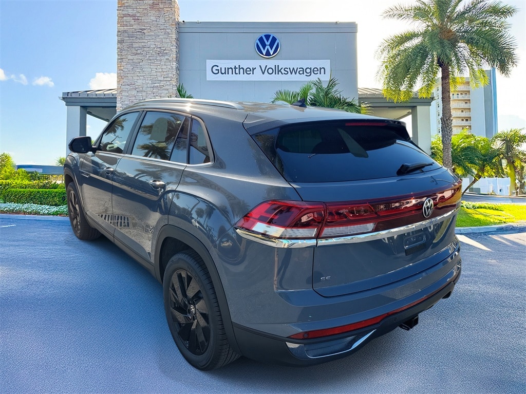 New 2026 Volkswagen Atlas Cross Sport 2.0T SE w/Technology SUV