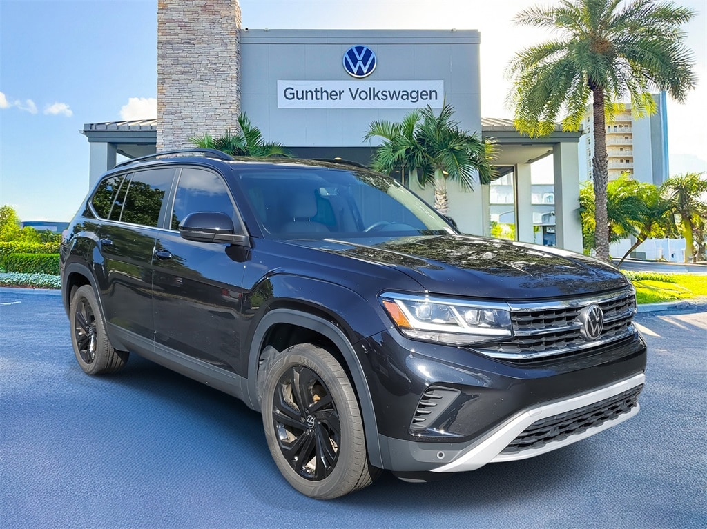 Certified 2022 Volkswagen Atlas 3.6L V6 SE w/Technology SUV