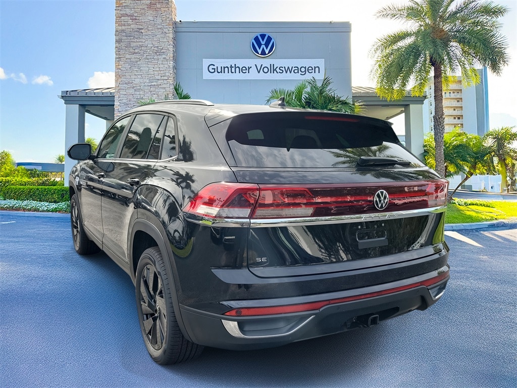 New 2026 Volkswagen Atlas Cross Sport 2.0T SE w/Technology SUV