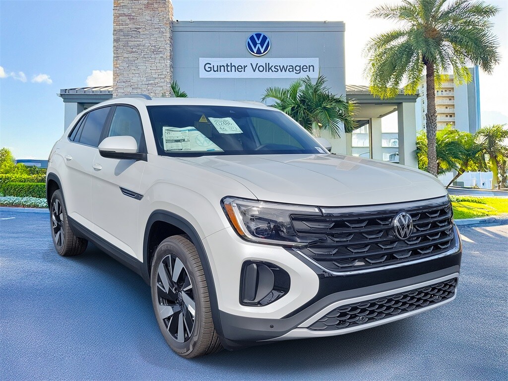 New 2026 Volkswagen Atlas Cross Sport 2.0T SE w/Technology SUV