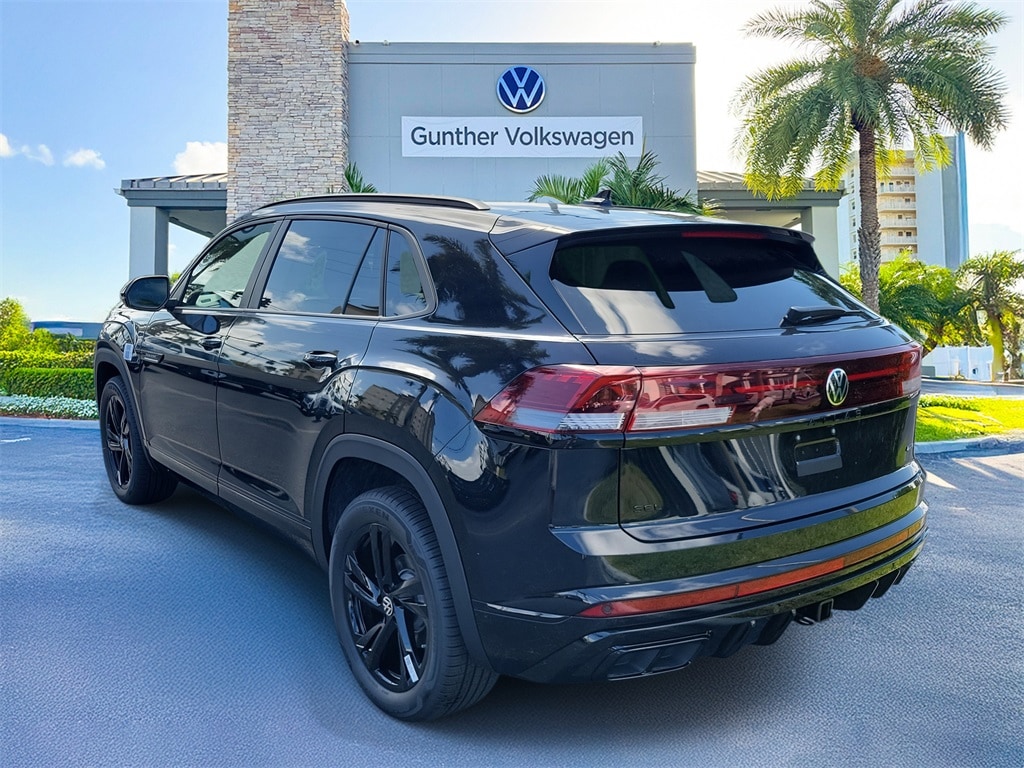 New 2026 Volkswagen Atlas Cross Sport 2.0T SEL R-Line Black SUV