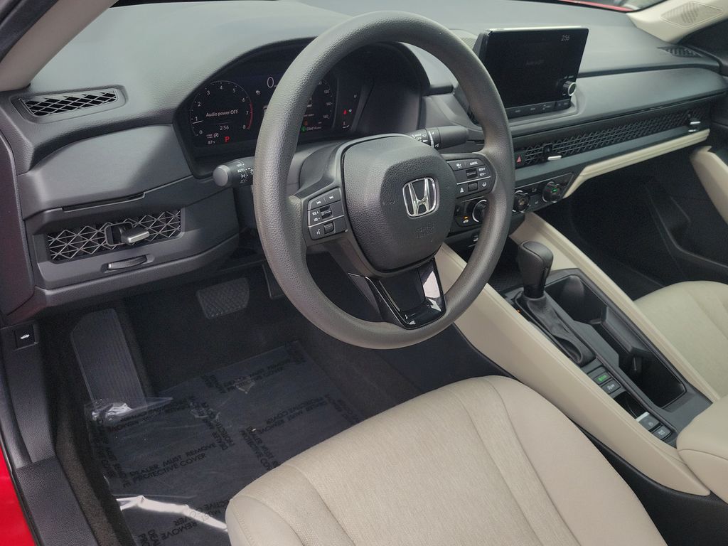 2025 Honda Accord SE - Photo 19