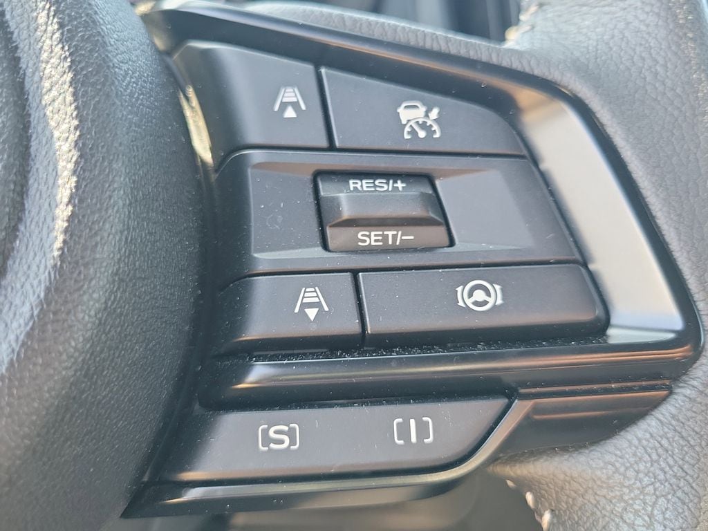 2025 Subaru Forester Premium - Photo 24