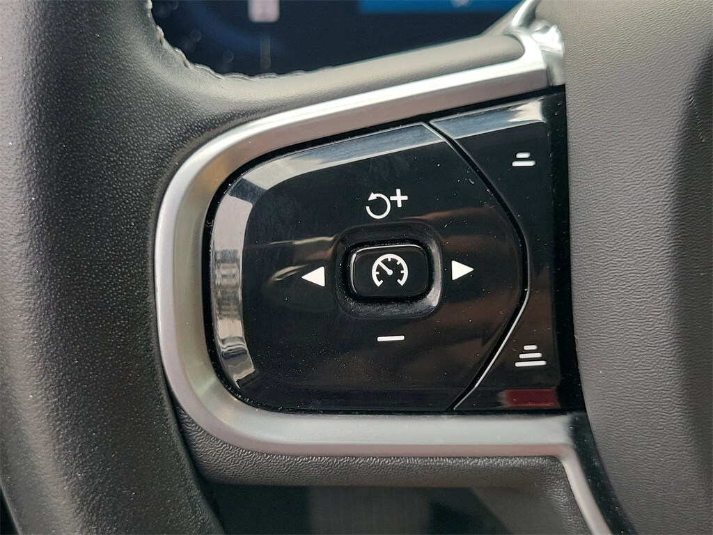 2022 Volvo XC60 Inscription - Photo 23