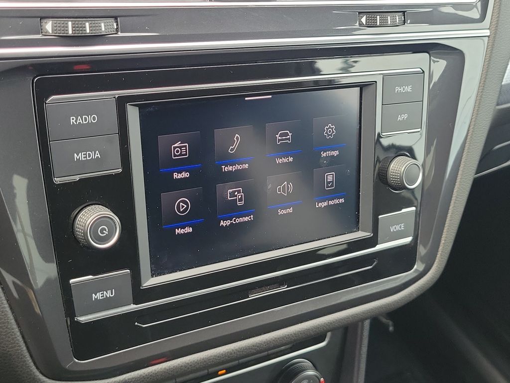 2023 Volkswagen Tiguan S - Photo 23