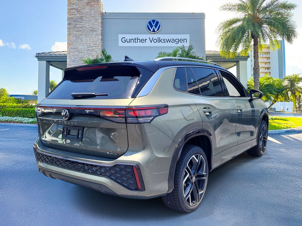 New 2026 Volkswagen Tiguan SEL R-Line Turbo SUV
