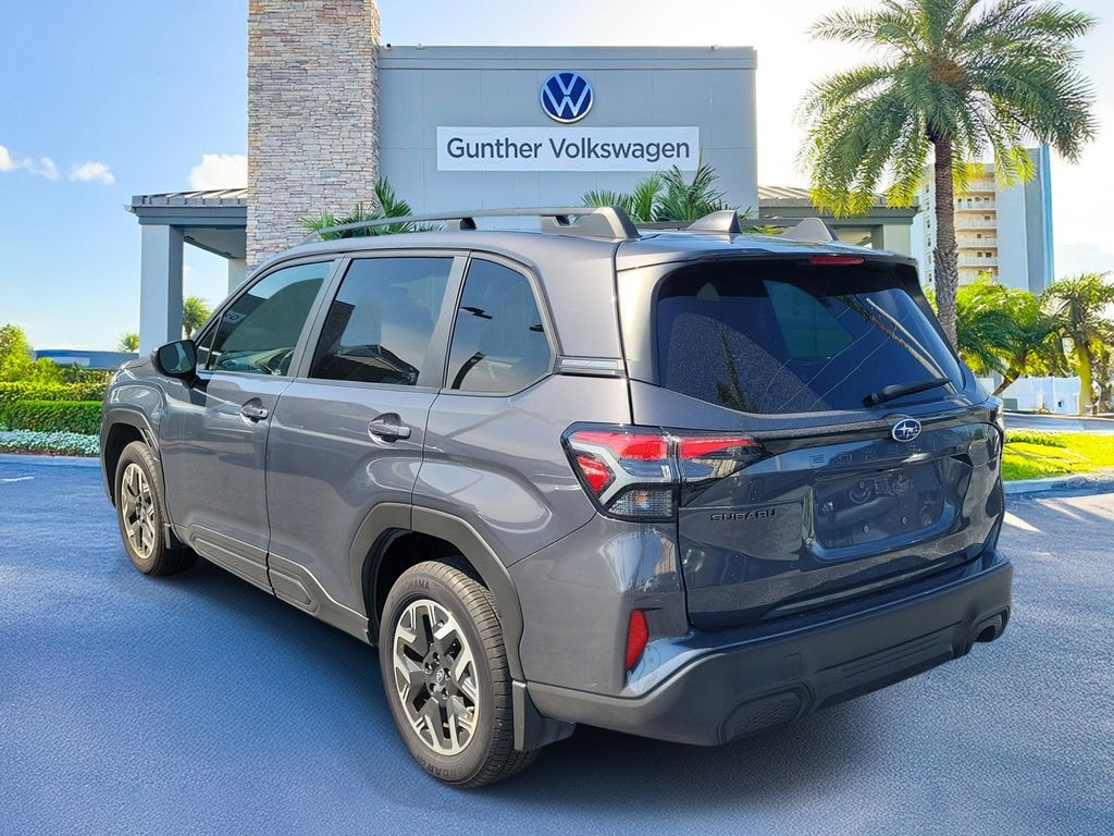 Used 2025 Subaru Forester Premium SUV