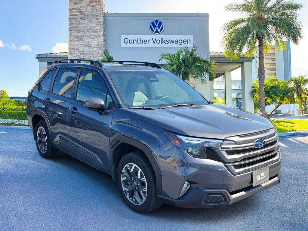 Used 2025 Subaru Forester Premium SUV