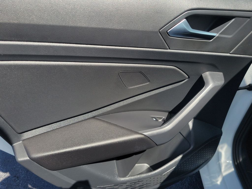 2024 Volkswagen Jetta SE - Photo 6