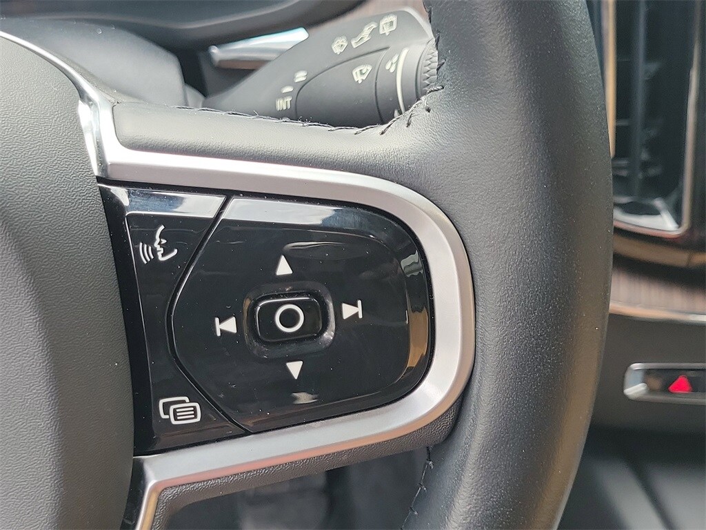 2022 Volvo XC60 Inscription - Photo 24