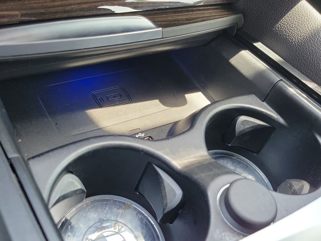 2019 BMW 5 Series 530i - Photo 35