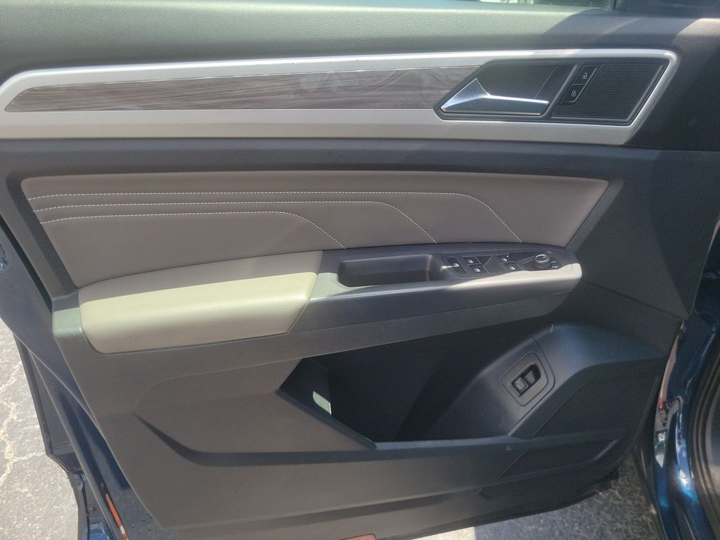 2021 Volkswagen Atlas Cross Sport SE w/Tech - Photo 15