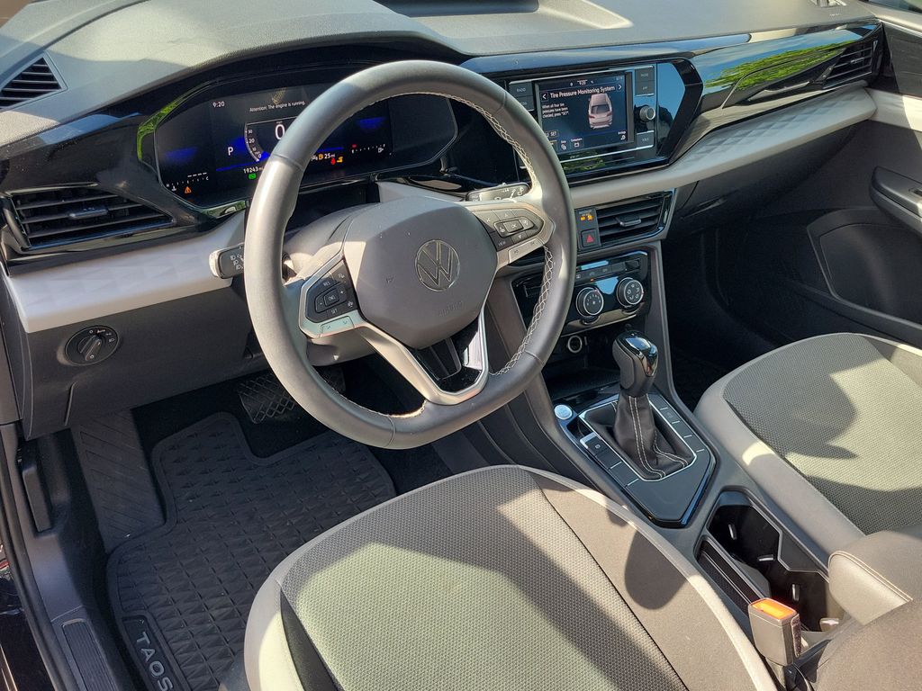 2023 Volkswagen Taos S - Photo 17